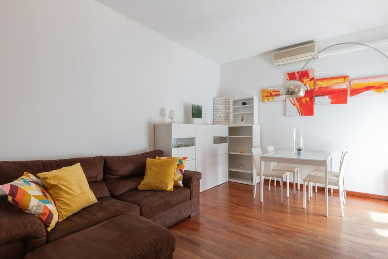 Apartment Terrace At 20 Minutes From Duomo - Homeunity Mailand
